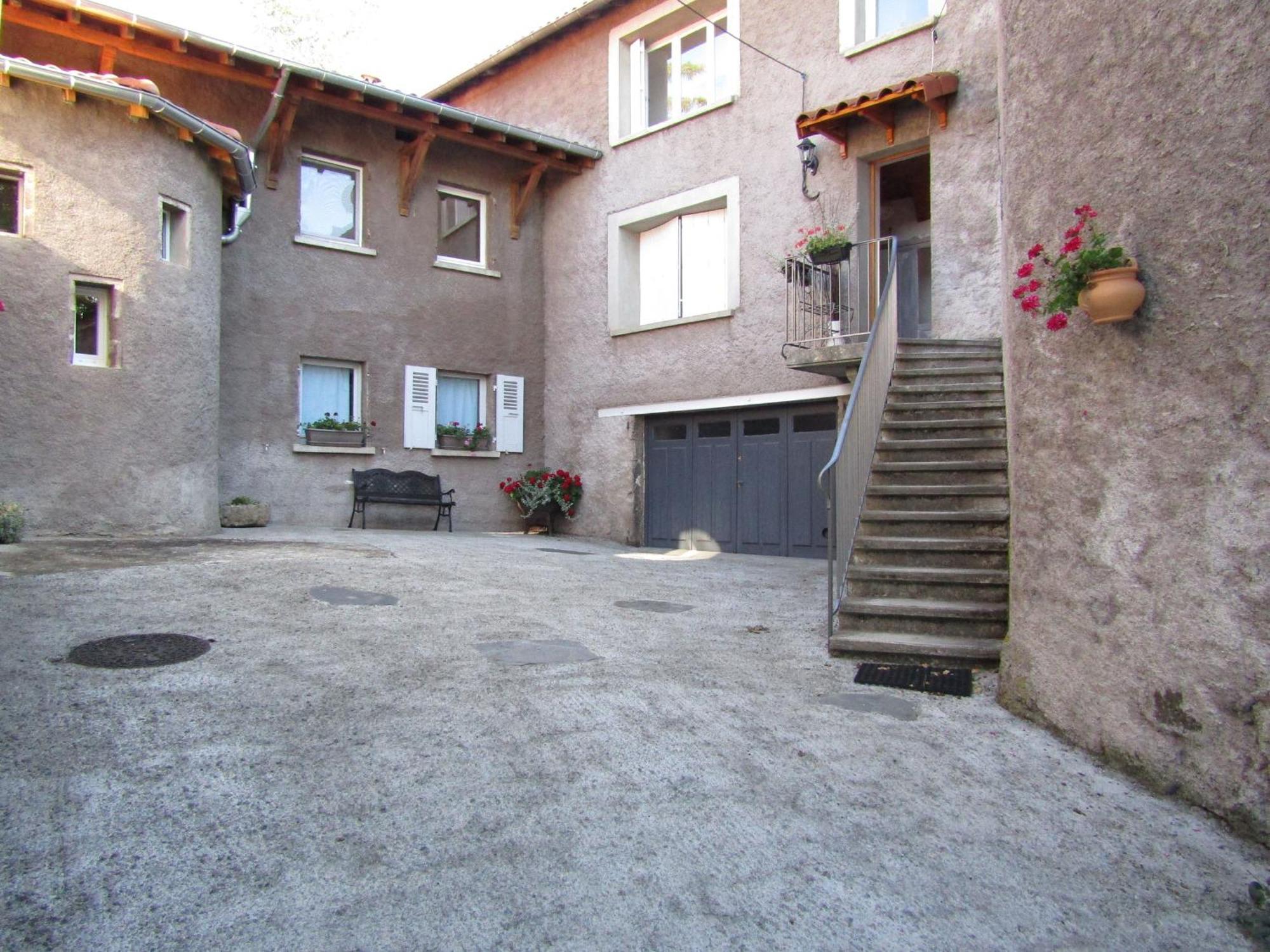 Grande Maison Au Coeur D'Un Village Historique Avec Terrasse Et Wifi Inclus - Fr-1-582-308 Saint-Vidal Dış mekan fotoğraf